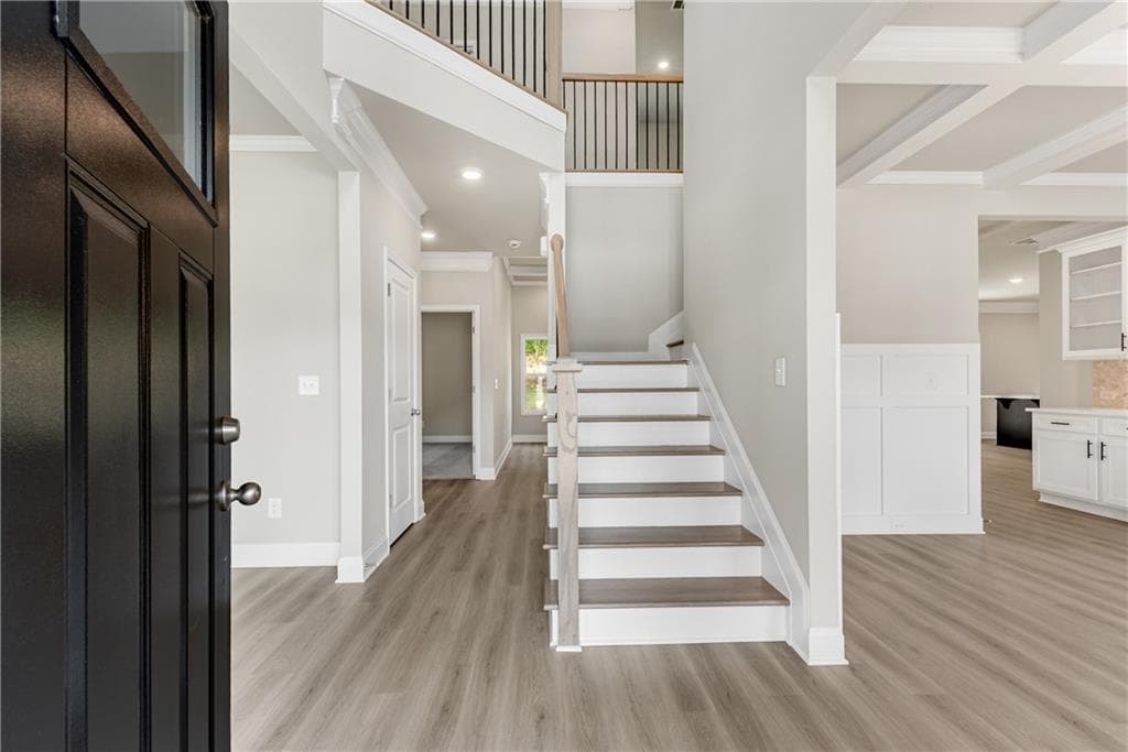 5 bedroom, 4 bathroom, 3,420 sq ft single family residence for sale at 237 Cherokee Rose Lane, Hoschton, GA 30548 — photo 3
