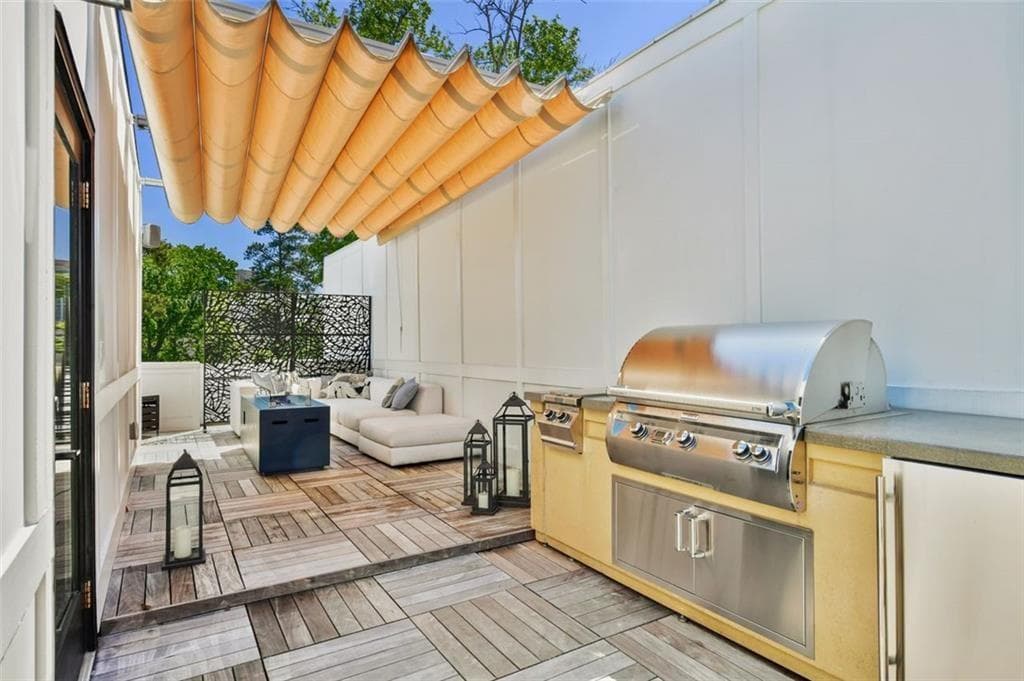 3 bedroom, 4 bathroom, 2,820 sq ft townhouse for rent at 3667 Peachtree Road 1, Atlanta, GA 30319 for $8,000 a month — photo 3