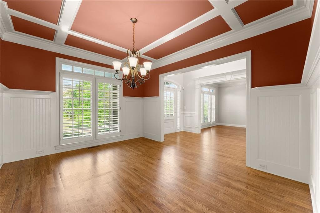 5 bedroom, 4 bathroom, 3,765 sq ft single family residence under contract at 7405 Lazy Hammock Way, Flowery Branch, GA 30542 — photo 5