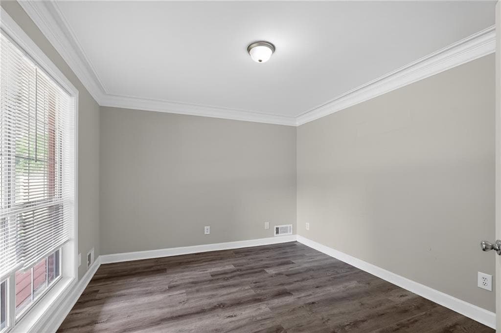 4 bedroom, 3 bathroom, 2,308 sq ft single family residence for rent at 625 Harbor Bay Drive, Lawrenceville, GA 30045 for $2,500 a month — photo 8