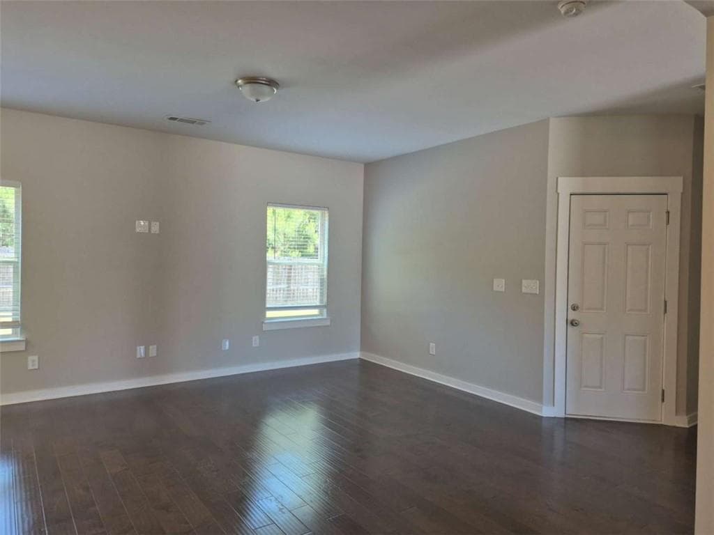 4 bedroom, 3 bathroom, 2,599 sq ft single family residence for sale at 3213 Camden Court, South Fulton, GA 30349 — photo 8