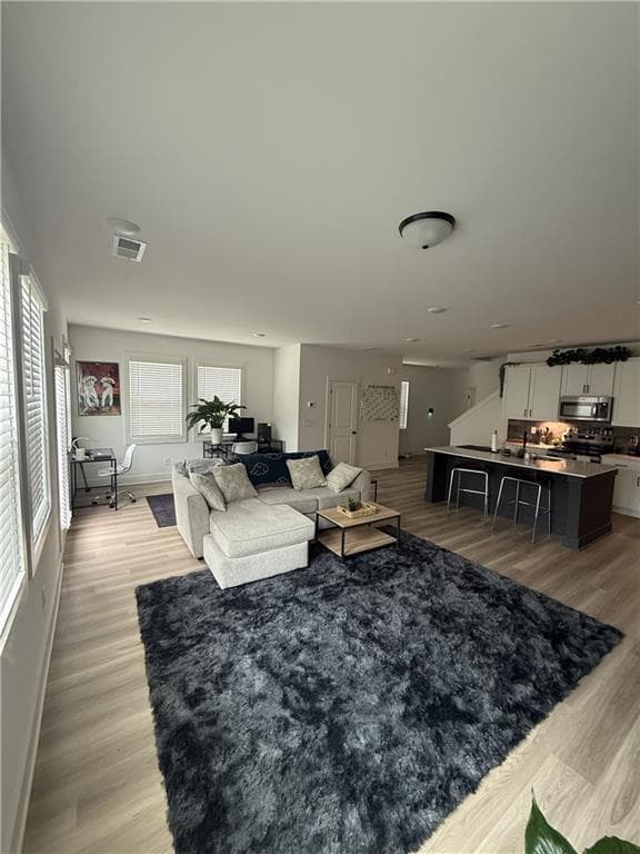 3 bedroom, 3 bathroom, 2,219 sq ft townhouse for rent at 3134 Marbella Circle, Kennesaw, GA 30152 for $3,200 a month — photo 4