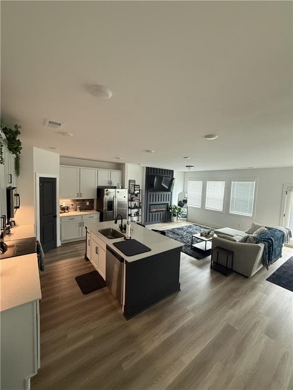 3 bedroom, 3 bathroom, 2,219 sq ft townhouse for rent at 3134 Marbella Circle, Kennesaw, GA 30152 for $3,200 a month — photo 6