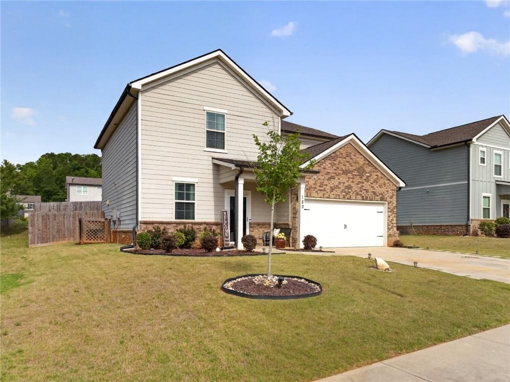 4 bedroom, 3 bathroom, 2,149 sq ft single family residence for sale at 180 Amberjack, Covington, GA 30016 — photo 2