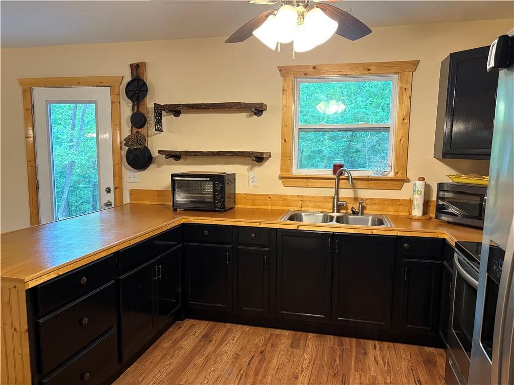 1 bedroom, 1 bathroom, 884 sq ft single family residence under contract at 312 Aurum Hill Drive, Cleveland, GA 30528 — photo 10
