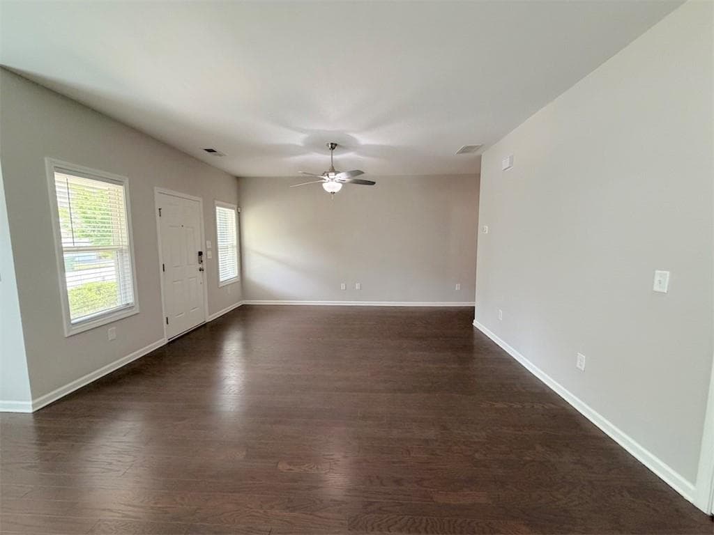3 bedroom, 3 bathroom, 2,200 sq ft single family residence for rent at 1769 Sanford Drive, Atlanta, GA 30318 for $3,100 a month — photo 4