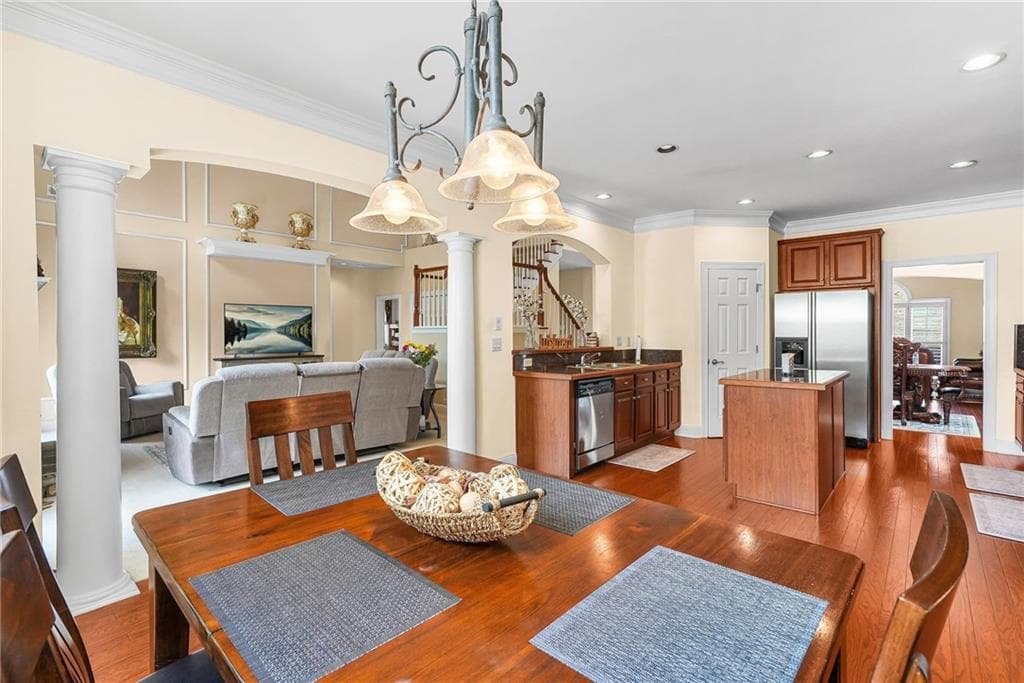4 bedroom, 3 bathroom, 3,168 sq ft single family residence for sale at 1323 Village Terrace Court, Atlanta, GA 30338 — photo 10