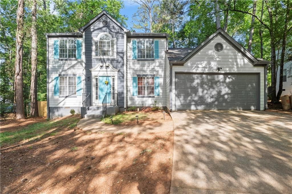 3 bedroom, 3 bathroom, 1,746 sq ft single family residence sold at 2565 Cloud Lane, Decatur, GA 30034