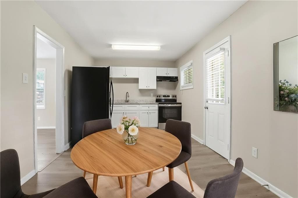 3 bedroom, 2 bathroom, 1,100 sq ft single family residence for sale at 3681 Daisy Drive, Decatur, GA 30032 — photo 8