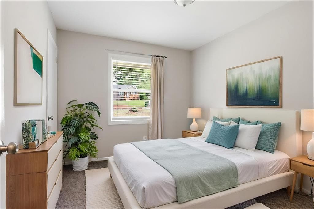 3 bedroom, 2 bathroom, 1,100 sq ft single family residence for sale at 3681 Daisy Drive, Decatur, GA 30032 — photo 5