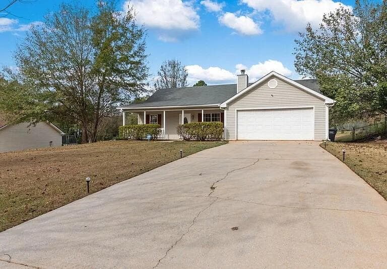 3 bedroom, 2 bathroom, 1,437 sq ft single family residence for sale at 275 Branchwood Drive, Covington, GA 30016