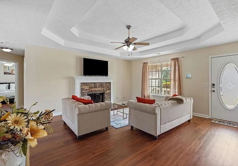3 bedroom, 2 bathroom, 1,437 sq ft single family residence for sale at 275 Branchwood Drive, Covington, GA 30016 — photo 4