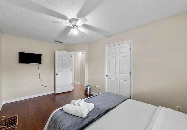 3 bedroom, 2 bathroom, 1,437 sq ft single family residence for sale at 275 Branchwood Drive, Covington, GA 30016 — photo 8
