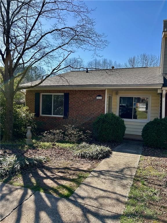 2 bedroom, 2 bathroom, 928 sq ft townhouse for rent at 7015 Sand Wedge Circle, Kennesaw, GA 30144 for $1,750 a month — photo 1 of 15