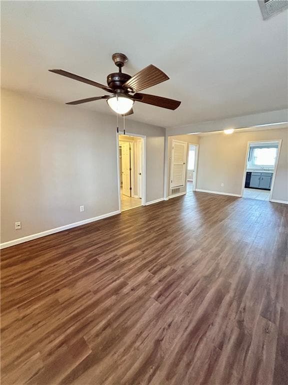 2 bedroom, 2 bathroom, 928 sq ft townhouse for rent at 7015 Sand Wedge Circle, Kennesaw, GA 30144 for $1,750 a month — photo 2