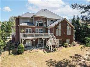 5 bedroom, 5 bathroom, 4,313 sq ft single family residence for sale at 802 Pathview Court, Dacula, GA 30019 — photo 2