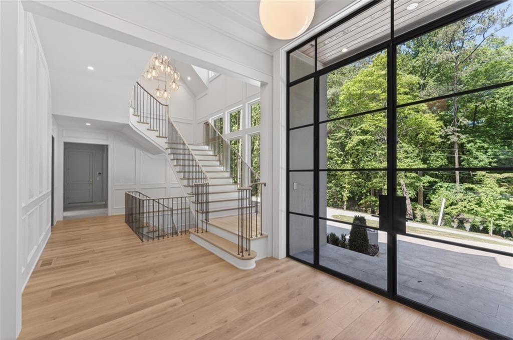 5 bedroom, 7 bathroom, 9,520 sq ft single family residence for sale at 3563 Northside Drive, Atlanta, GA 30305 — photo 8
