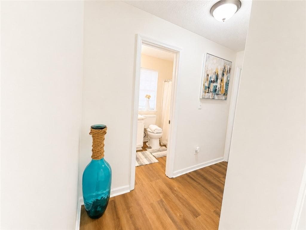 3 bedroom, 3 bathroom, 1,440 sq ft single family residence for sale at 6979 Ling Lane, Austell, GA 30168 — photo 7