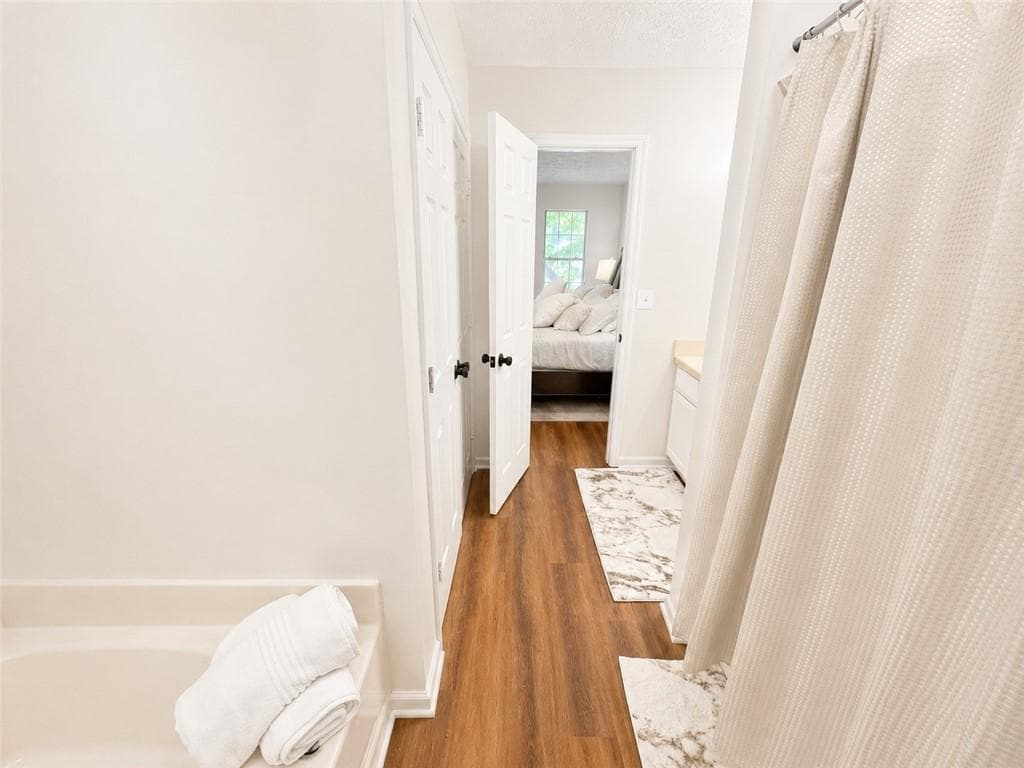 3 bedroom, 3 bathroom, 1,440 sq ft single family residence for sale at 6979 Ling Lane, Austell, GA 30168 — photo 9