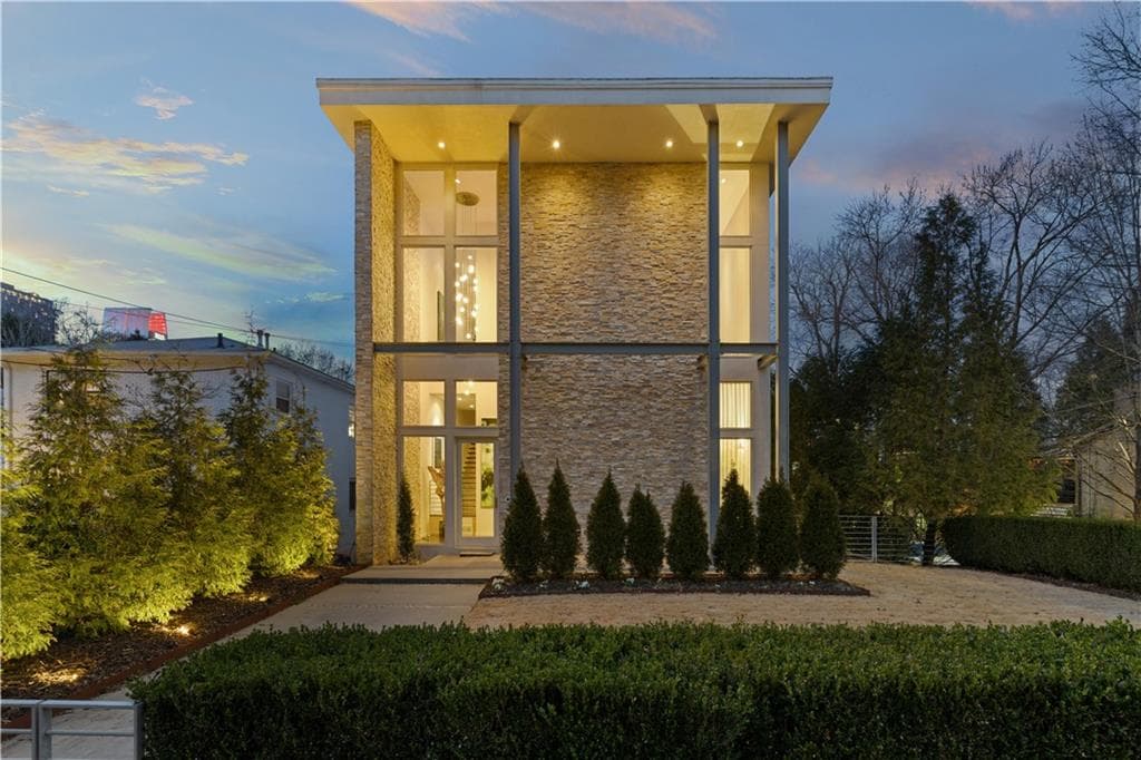 3 bedroom, 3 bathroom single family residence for rent at 292 9th Street, Atlanta, GA 30309 for $30,000 a month — photo 10