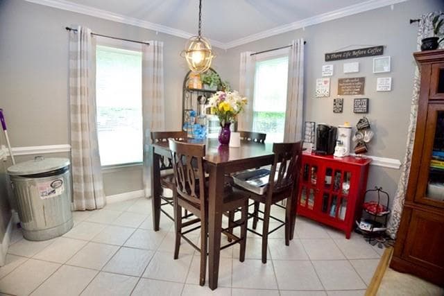 5 bedroom, 3 bathroom, 2,762 sq ft single family residence for sale at 5566 Fisherman Court, Villa Rica, GA 30180 — photo 5