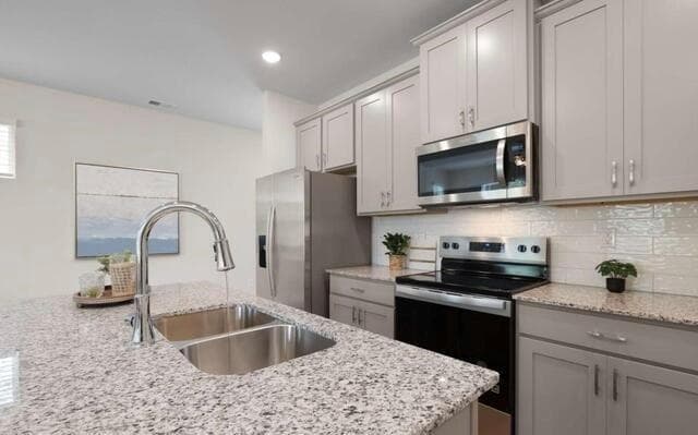 4 bedroom, 3 bathroom, 1,700 sq ft single family residence under contract at 1301 Harmony Ridge Court, Jonesboro, GA 30238 — photo 6