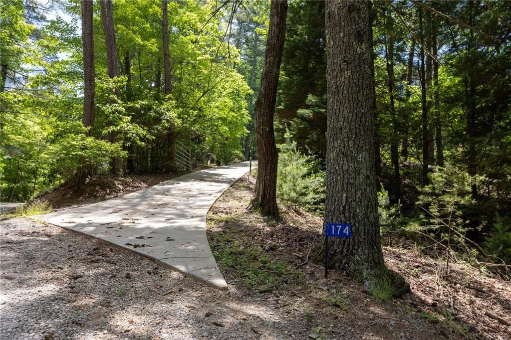 3 bedroom, 2 bathroom, 1,380 sq ft single family residence for sale at 174 Chestnut Ridge, Blue Ridge, GA 30513 — photo 4