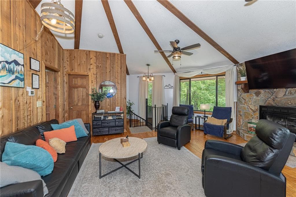 3 bedroom, 2 bathroom, 1,380 sq ft single family residence for sale at 174 Chestnut Ridge, Blue Ridge, GA 30513 — photo 7
