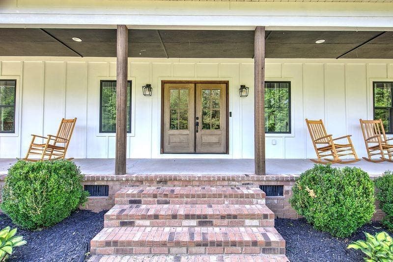 3 bedroom, 3 bathroom, 1,703 sq ft single family residence under contract at 1084 Shahan Lane, La Fayette, GA 30728 — photo 5