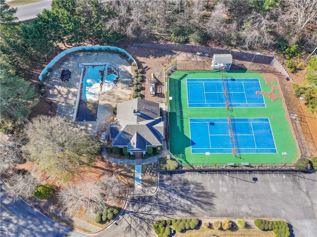 4 bedroom, 4 bathroom, 4,812 sq ft single family residence for sale at 1525 HABERSHAM Place, Cumming, GA 30041 — photo 8