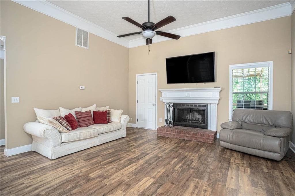 3 bedroom, 2 bathroom, 1,571 sq ft single family residence for sale at 3415 Davan Lane, Monroe, GA 30655 — photo 5