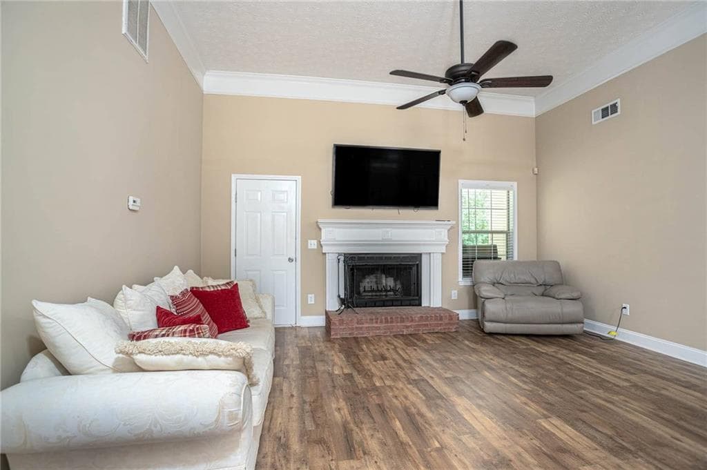 3 bedroom, 2 bathroom, 1,571 sq ft single family residence for sale at 3415 Davan Lane, Monroe, GA 30655 — photo 6