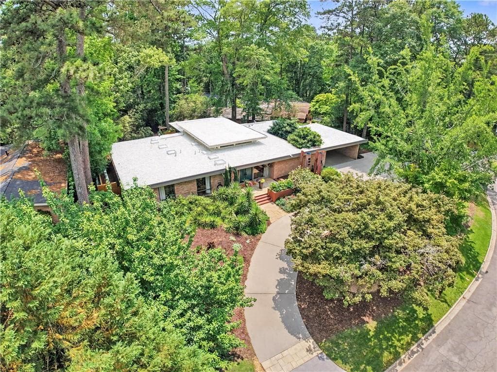 2793 Ridge Valley Road, Atlanta, GA 30327 — most recent listing photo