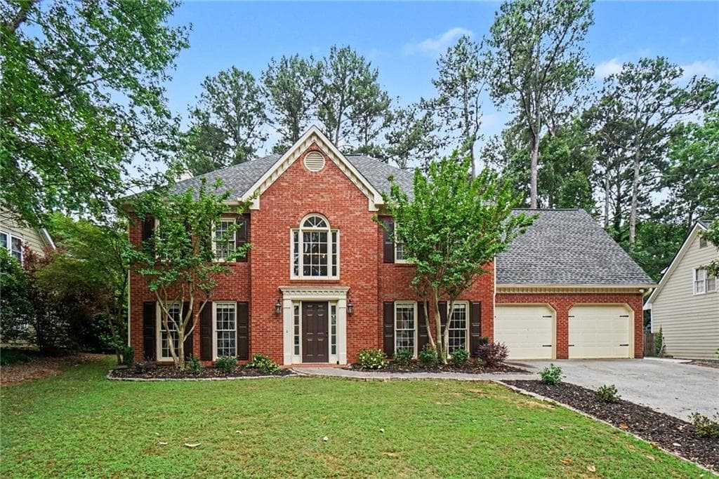 5 bedroom, 3 bathroom, 2,562 sq ft single family residence for sale at 5709 Fairwood Drive, Acworth, GA 30101
