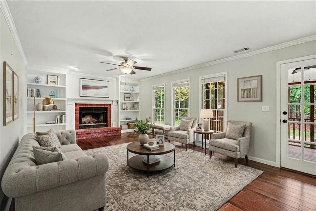 5 bedroom, 3 bathroom, 2,562 sq ft single family residence for sale at 5709 Fairwood Drive, Acworth, GA 30101 — photo 7