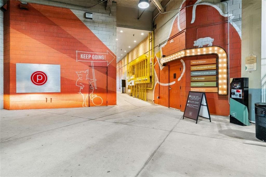 2 bedroom, 2 bathroom, 1,218 sq ft condominium for sale at 1100 Howell Mill Road 613, Atlanta, GA 30318 — photo 6