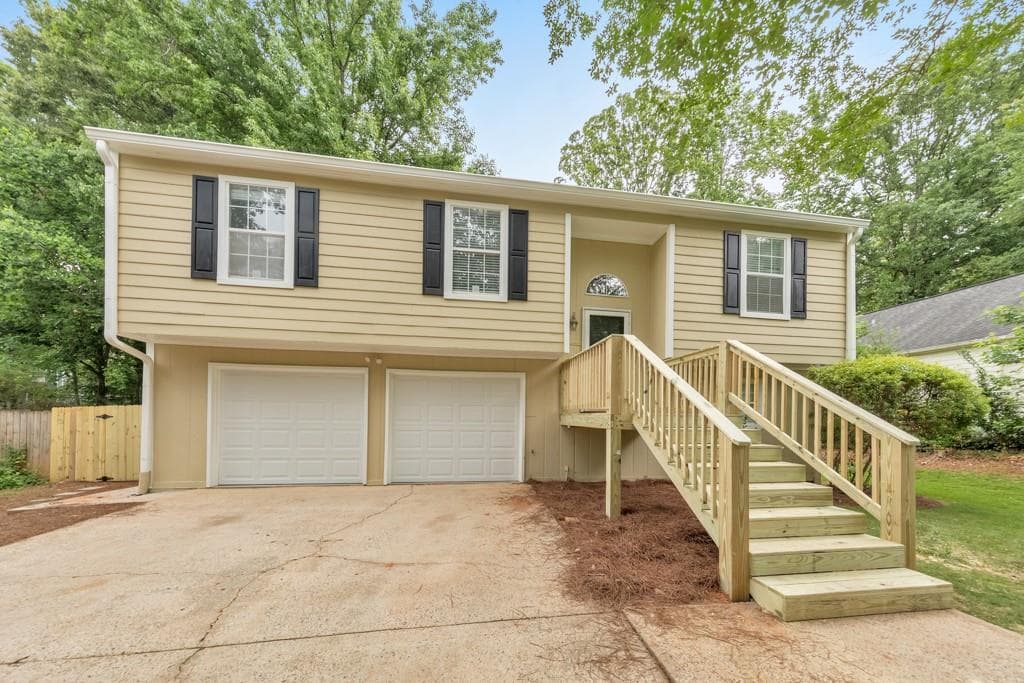 1818 Crescent Hill Drive, Acworth, GA 30102 — most recent listing photo
