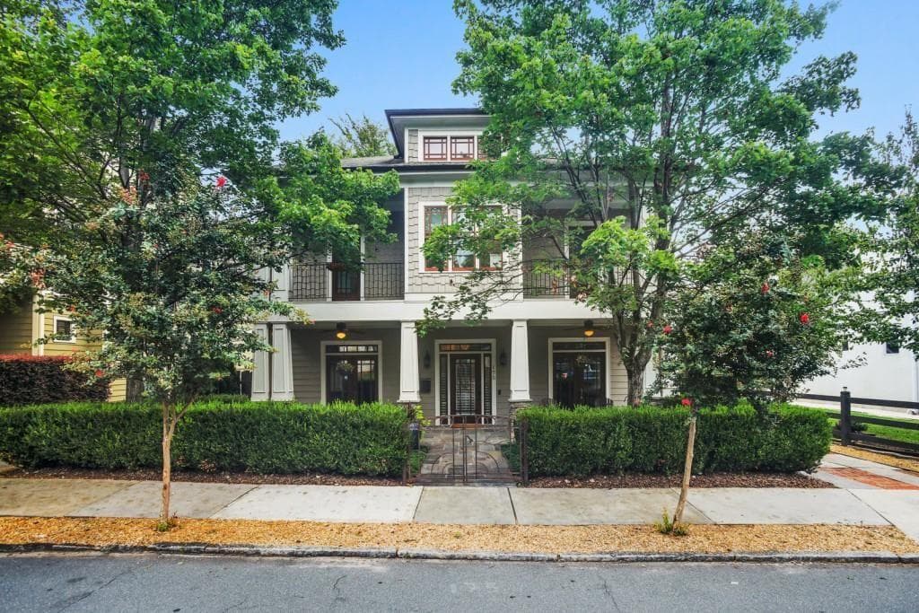 4 bedroom, 4 bathroom, 3,201 sq ft single family residence sold at 175 Sampson Street, Atlanta, GA 30312