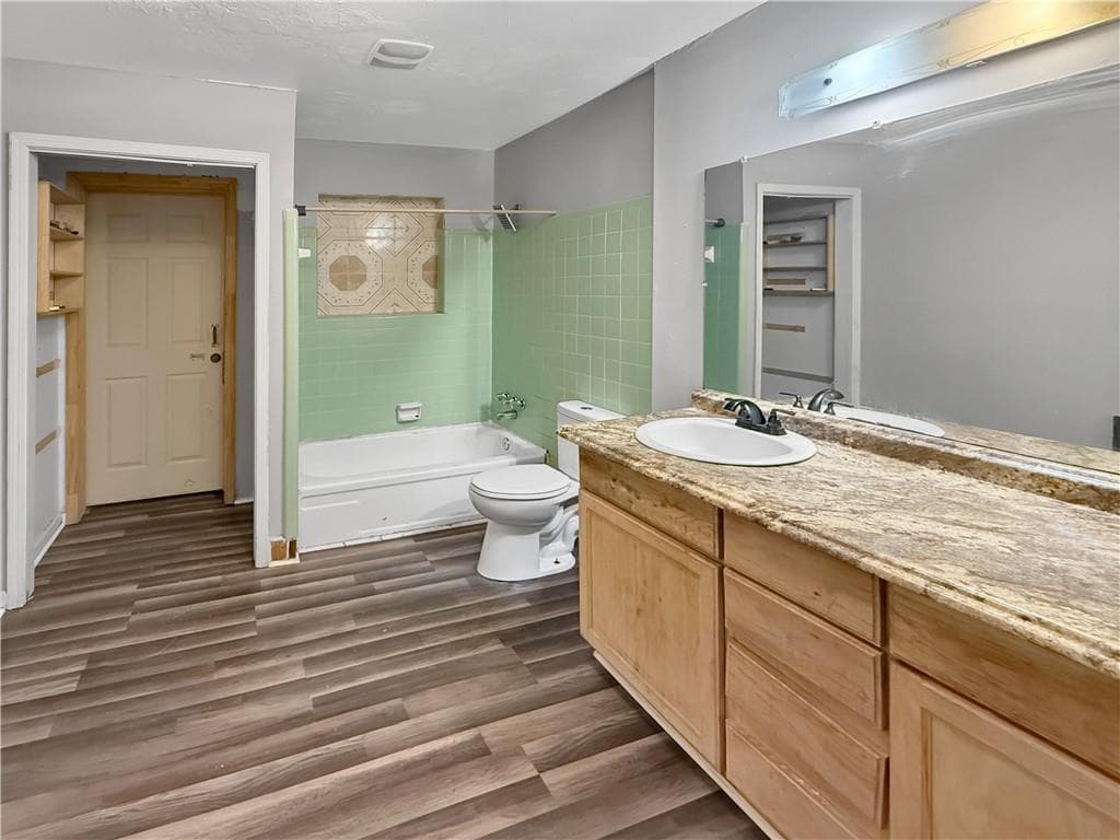 4 bedroom, 2 bathroom, 1,671 sq ft single family residence for sale at 2228 Lee Street, Gainesville, GA 30504 — photo 7