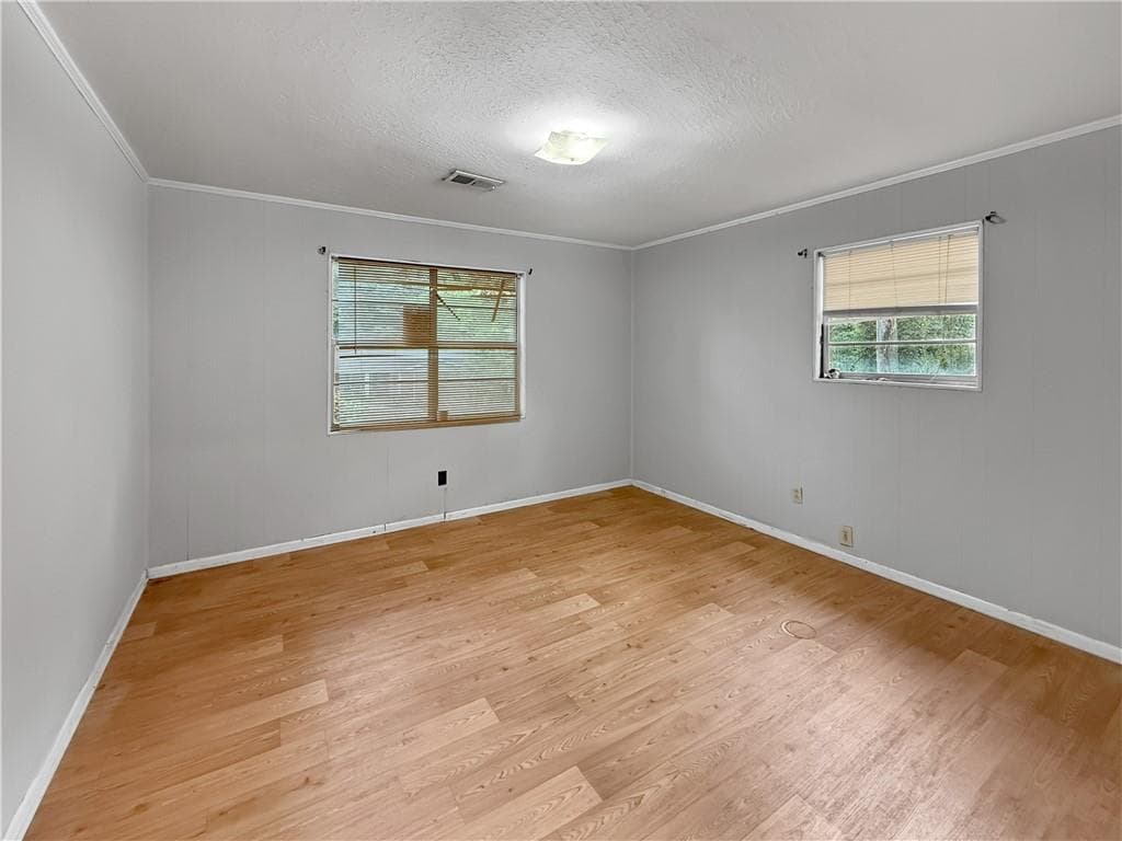 4 bedroom, 2 bathroom, 1,671 sq ft single family residence for sale at 2228 Lee Street, Gainesville, GA 30504 — photo 9