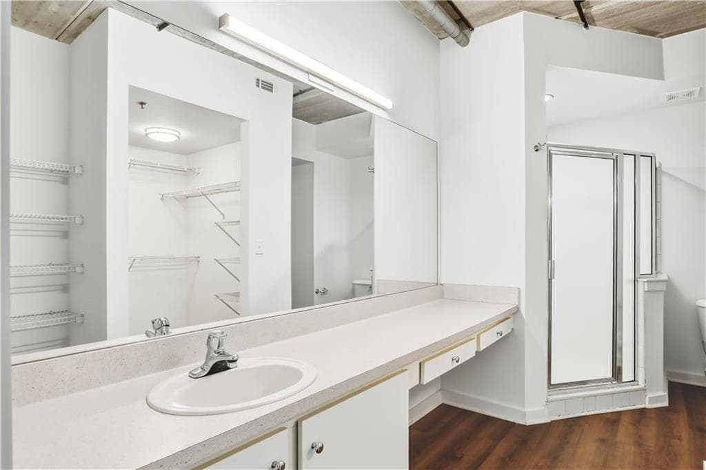 1 bedroom, 1 bathroom, 775 sq ft condominium for sale at 800 Peachtree Street 1314, Atlanta, GA 30308 — photo 8