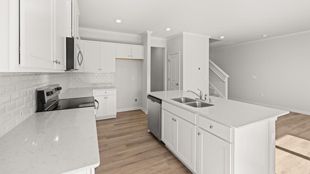 3 bedroom, 3 bathroom, 1,857 sq ft townhouse under contract at 3027 Ryker Road, Gainesville, GA 30507 — photo 8