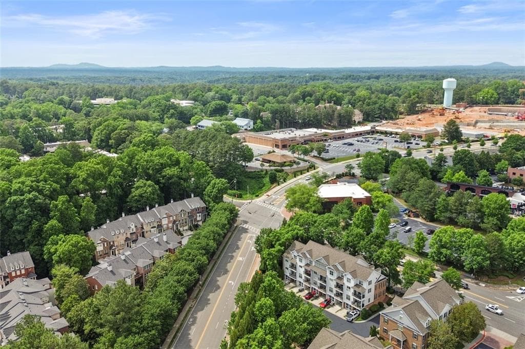2 bedroom, 2 bathroom, 1,160 sq ft townhouse for sale at 244 Le Gran Bend 63, Atlanta, GA 30328 — photo 8