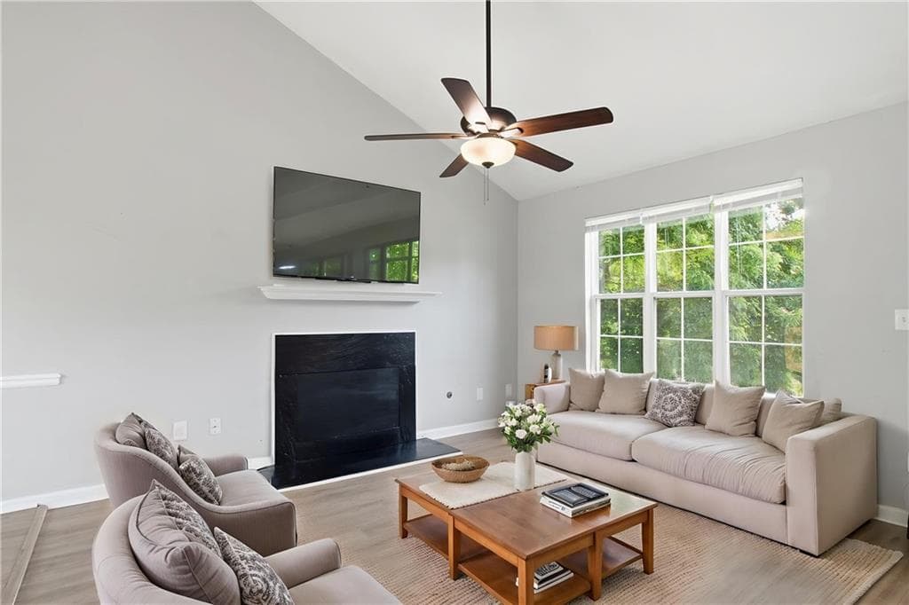 3 bedroom, 2 bathroom, 1,275 sq ft single family residence for sale at 5855 Crescent Ridge Court, Lithonia, GA 30058 — photo 5
