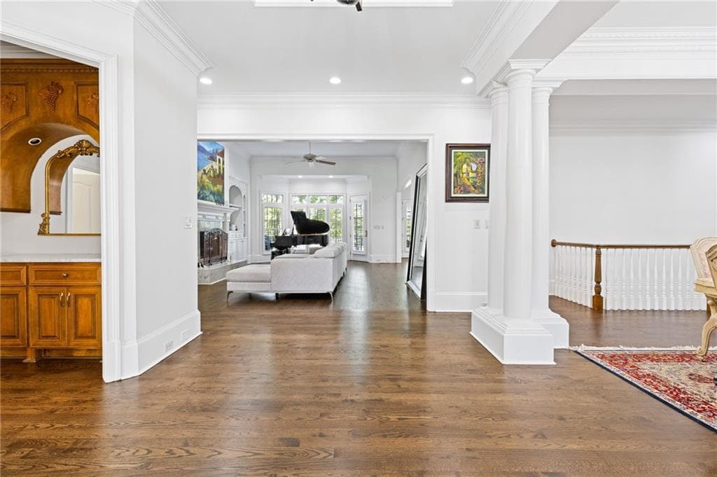 5 bedroom, 6 bathroom, 7,368 sq ft single family residence for sale at 5222 Legends Drive, Braselton, GA 30517 — photo 7