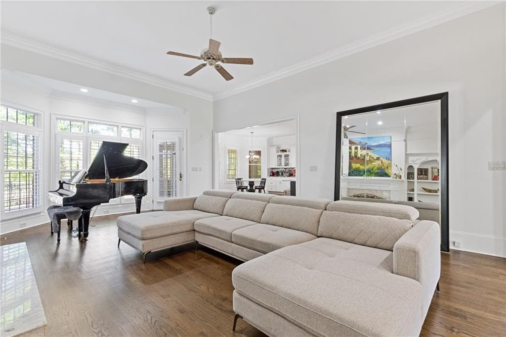 5 bedroom, 6 bathroom, 7,368 sq ft single family residence for sale at 5222 Legends Drive, Braselton, GA 30517 — photo 9