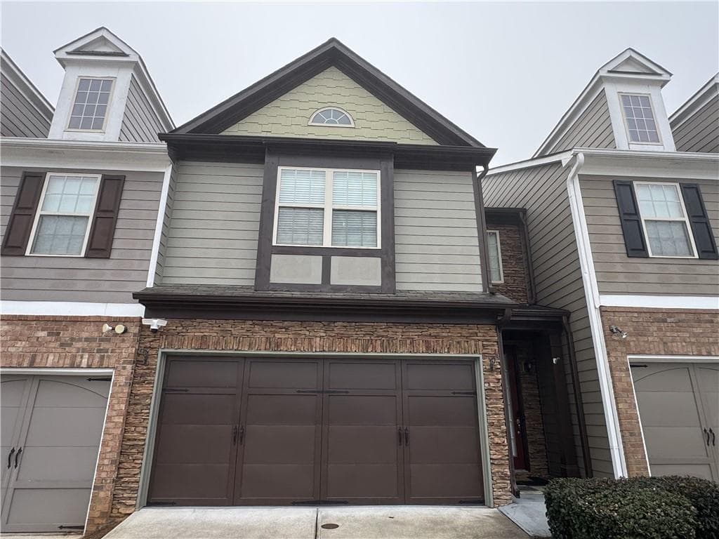 3 bedroom, 3 bathroom, 1,934 sq ft townhouse for sale at 2718 Sardis Chase Court, Buford, GA 30519