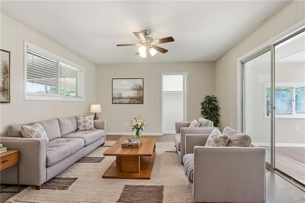 3 bedroom, 2 bathroom, 1,409 sq ft single family residence for sale at 3840 Emerald North Drive, Decatur, GA 30035 — photo 5