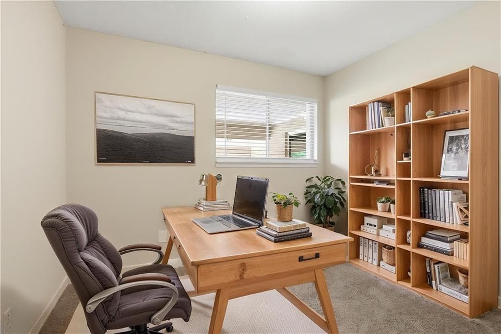 3 bedroom, 2 bathroom, 1,409 sq ft single family residence for sale at 3840 Emerald North Drive, Decatur, GA 30035 — photo 6
