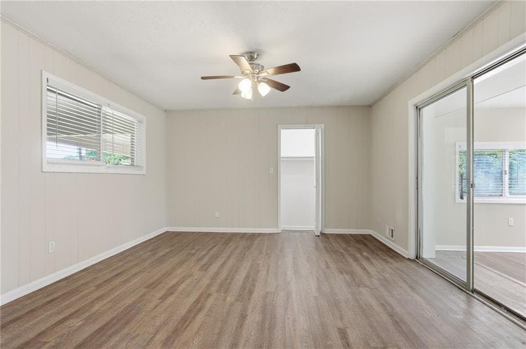 3 bedroom, 2 bathroom, 1,409 sq ft single family residence for sale at 3840 Emerald North Drive, Decatur, GA 30035 — photo 10